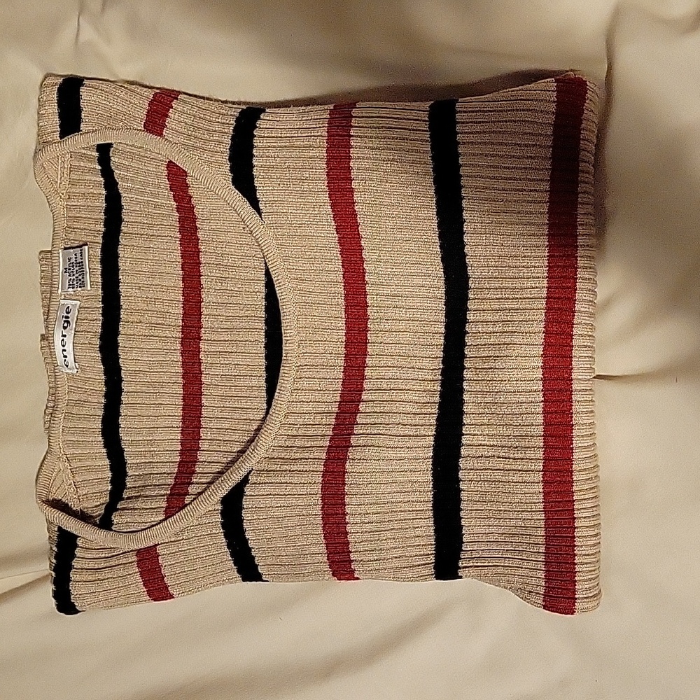 Energie size M sweater